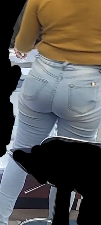 Screenshot_20231007-234957_Video Player.jpg