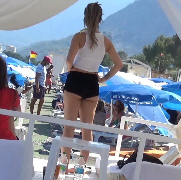 C0001 hot turkish girl p1.mp4_20181120_200349.097.jpg