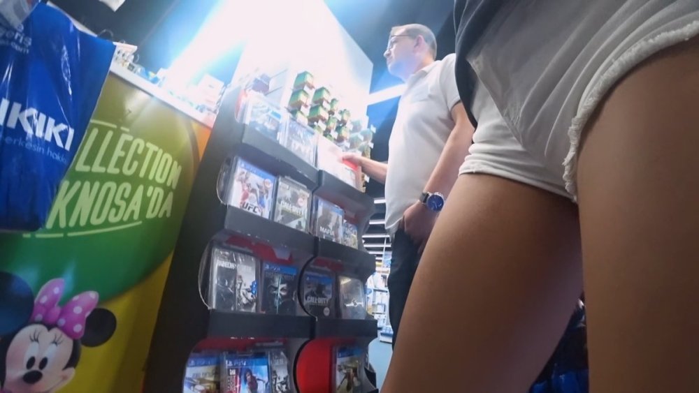 fuck your morals.m4v_20200113_234218.756.jpg