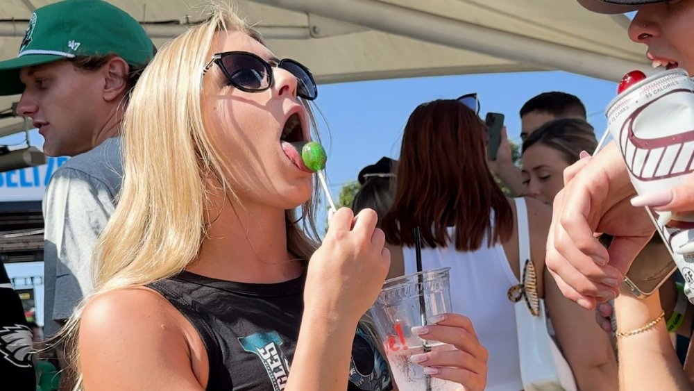 FireCandids_444challenge_h.jpg.e37940ebb4d1e6e19939dc9b36c6a67e (1).jpg