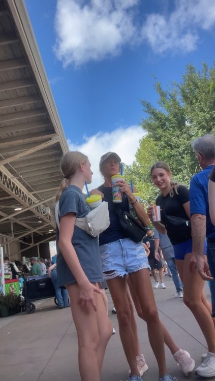 cap_Blue_00_00_33_18.jpg.d9280fab37402ff4f87a6ae92eafc8d6 (2).jpg