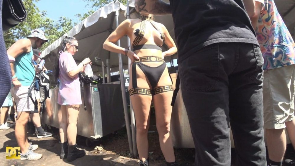 Jokerus2024 - Rave luxury slut.mp4_snapshot_01.55_[2025.05.24_12.29.01].jpg