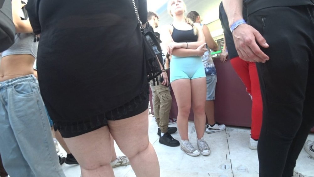 Sub 30 - Light Blue Pawg.mp4_snapshot_01.11_[2025.05.22_11.11.50].jpg