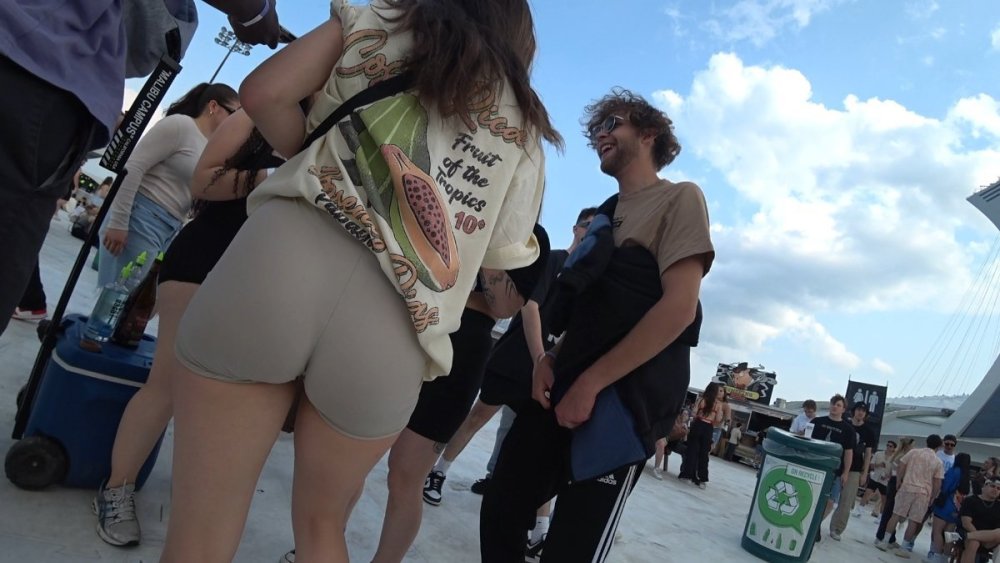 Sub 31 - Beige Bubble.mp4_snapshot_00.10_[2025.05.22_11.05.35].jpg