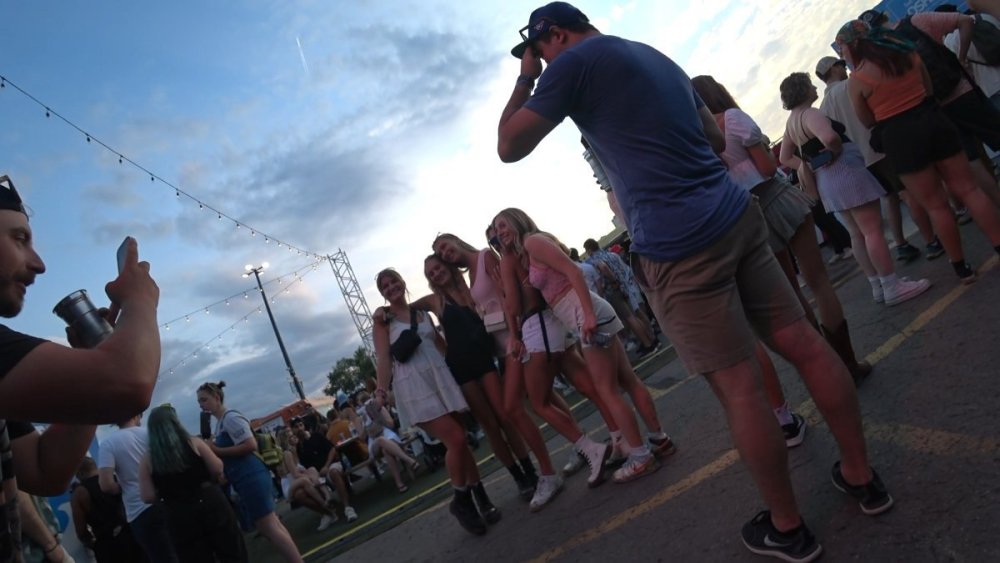 Tight Teen Friends At Music Fest.mp4_snapshot_01.42_[2025.05.22_12.20.49].jpg