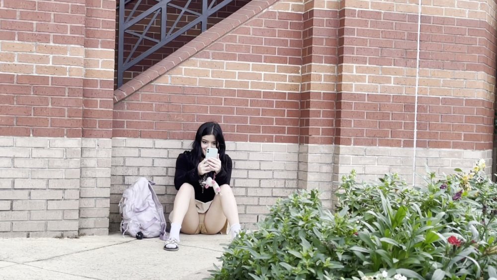 Emo teen in skirt - eagle salute.mov_snapshot_00.04_[2025.09.07_01.26.48].jpg