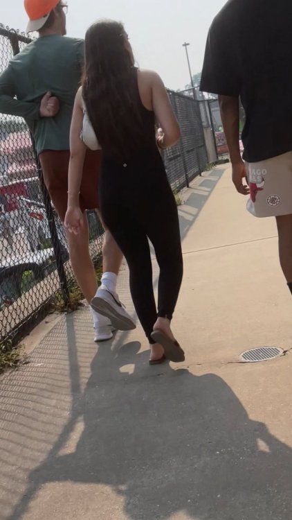 cap_1006 (1)_00_03_20_20.jpg