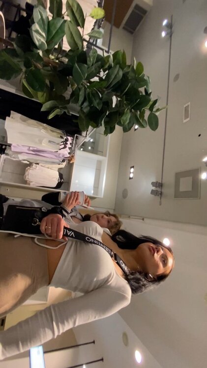 Teen booty shaking.mov_snapshot_00.12_[2026.03.19_04.13.35].jpg