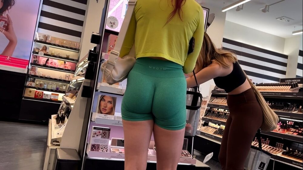 NVGTN shorts sprite colors.mov_snapshot_04.22_[2026.04.12_22.56.17].jpg