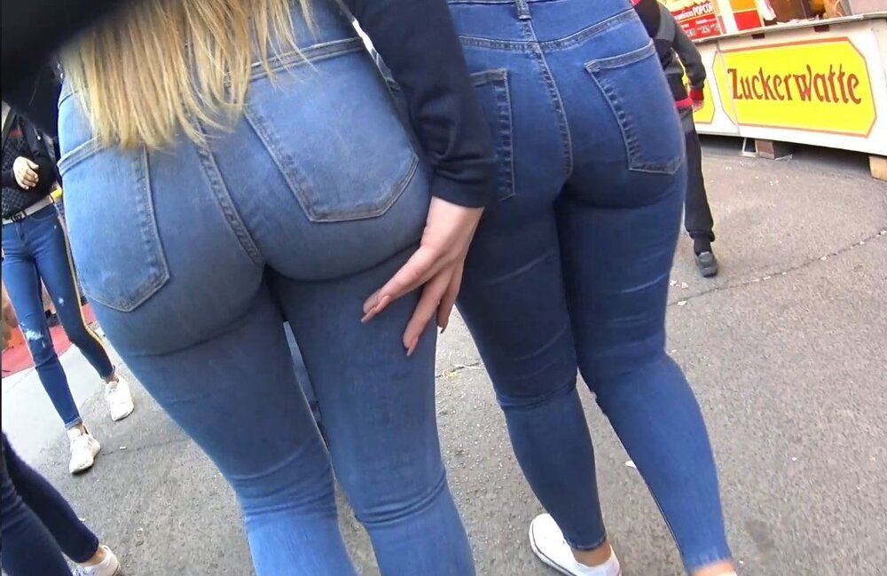 DT85-018 blonde super cute teen with a tight jeans ass.mp4.mp4_snapshot_01.16_[2026.05.24_04.06.25].jpg