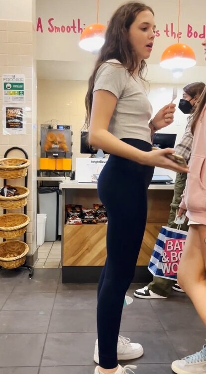 jambaforkgirl.mp4_snapshot_00.00_[2026.05.11_19.38.51].jpg