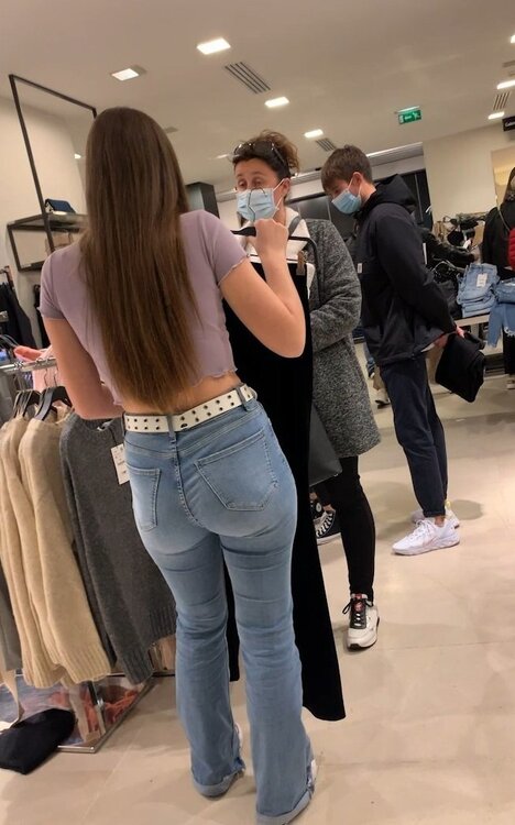 jeans pawg.mp4.mp4_snapshot_01.15_[2026.05.01_18.59.34] (1).jpg