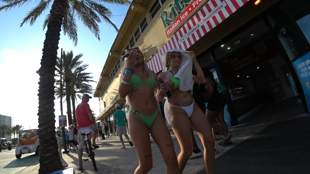 Divinecheeks - St Pattys Day Blondes.mp4_snapshot_06.28_[2026.06.13_12.22.35].jpg