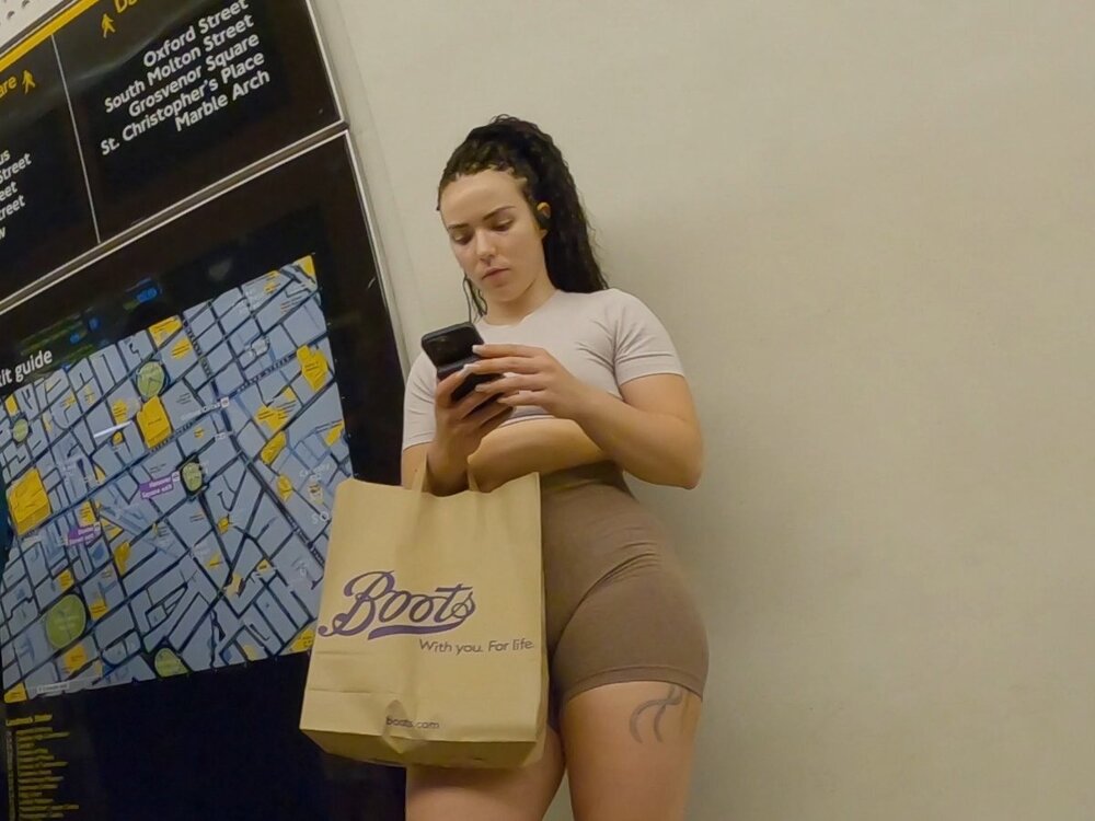 GameofCandid - brunette_big_booty_Banger!!-shortened.mp4.mp4_snapshot_02.16_[2026.06.18_09.53.15].jpg