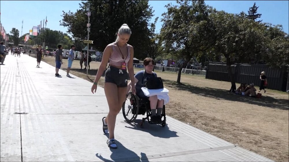 Sexy Wheelchair.mp4.mp4_snapshot_00.28_[2026.07.10_04.53.19].jpg
