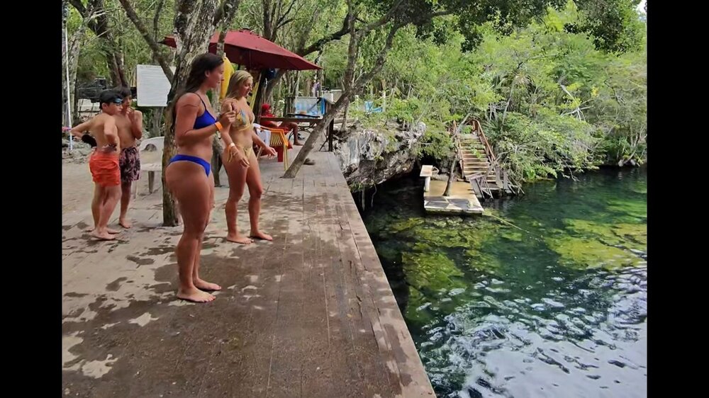 We Love Women Short.mp4.mp4_snapshot_00.43_[2026.07.07_04.20.42].jpg