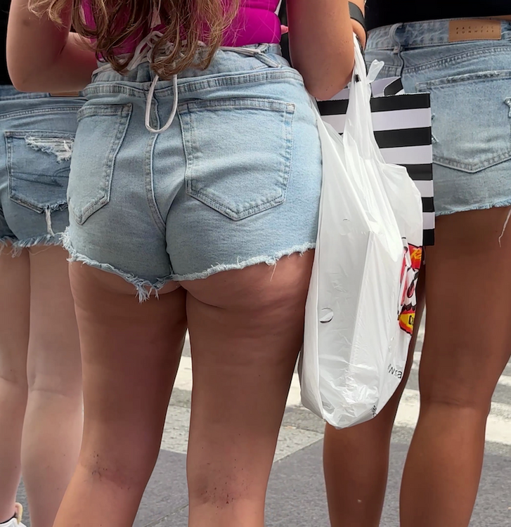 vlcsnap-2025-04-07-09h22m20s445.png.fec34fc149b9d8807ad7b35f7bb84661.png