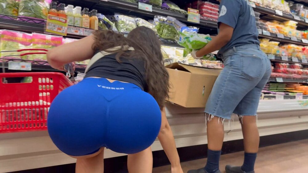 Candid_271.mp4.mp4_snapshot_00.12_[2026.10.18_04.52.14].jpg